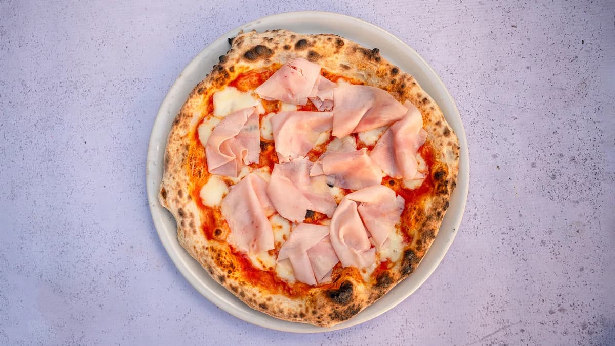 Pizza Proshutë