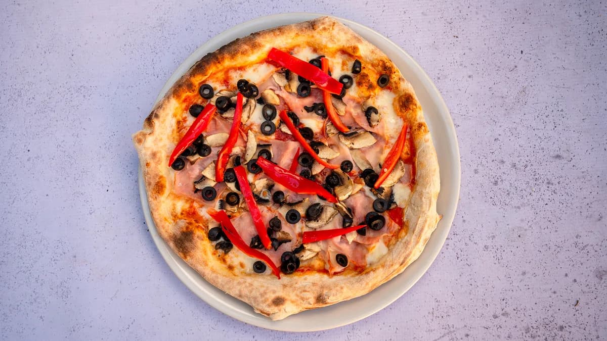 Pizza Capricciosa